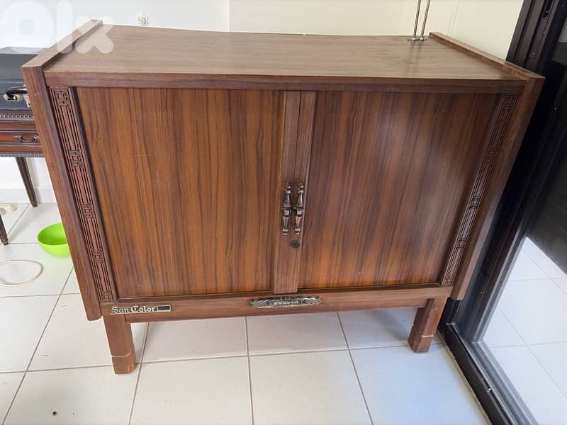 vintage tv cabinet 1