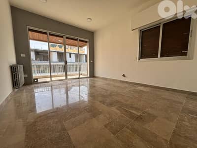 Apartment for Rent in Badaroشقة للإيجار في بدارو