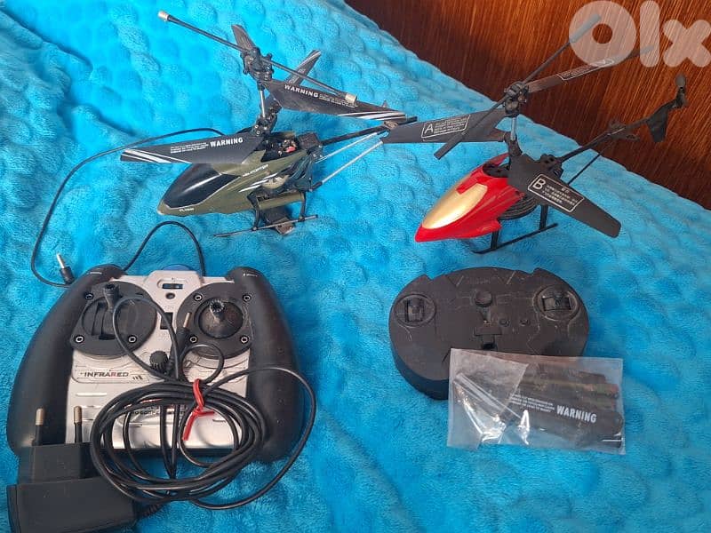 Working Helicopters with their original remotes, cables and more. 1