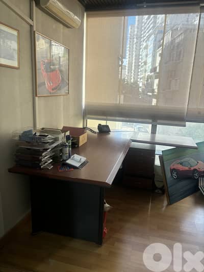 L shaped desk (excellent condition)