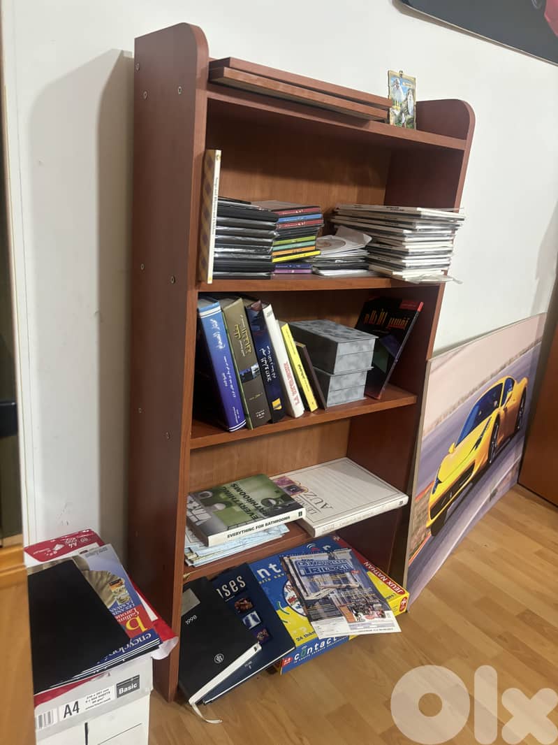Bookshelf 1