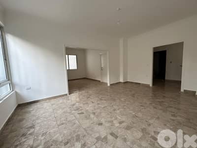 HOT DEAL IN VERDUN / WELL MANTAINED BUILDING PRIME 3 BEDS , BTKK-1308