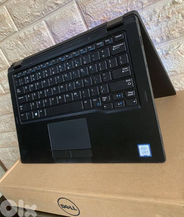 Dell 7390 2-in-1 8th generation 4