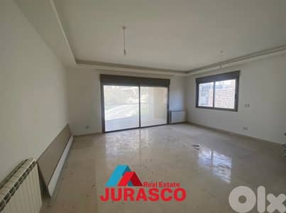 apartment for sale in ballouneh 175m / شقة للبيع في بلونة ١٧٥ متر