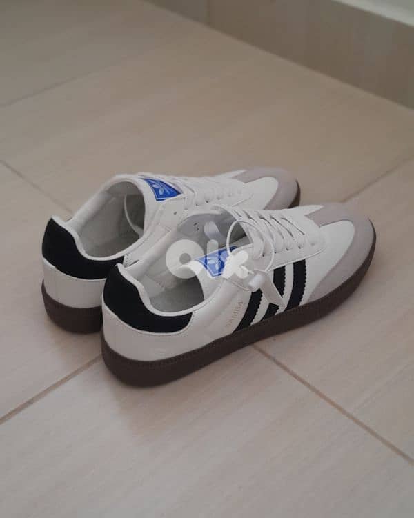 Adidas Samba – Size 42 2