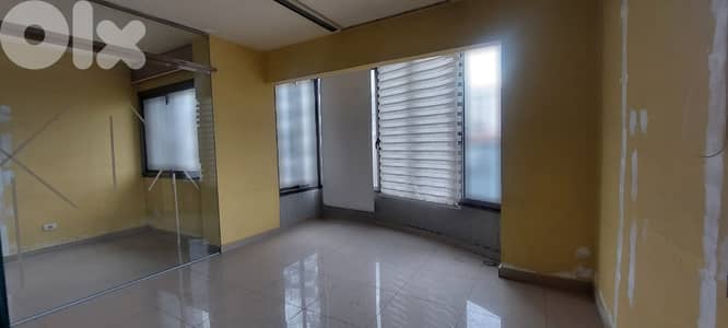 Office for Rent in Zalka – 80 sqm | Unfurnished مكتب للإيجار في زلقا
