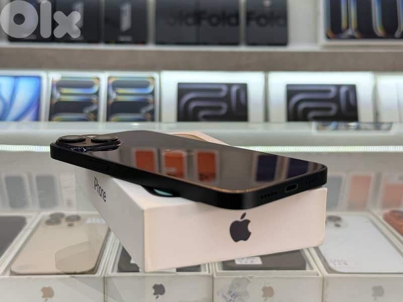 Available Iphone 14 128Gb -Super clean condition 3