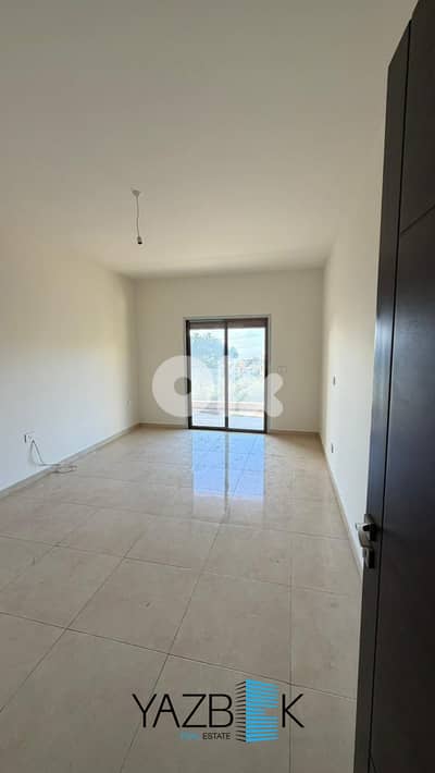 Apartment for Sale in Ballouneh  شقة للبيع في بلونة