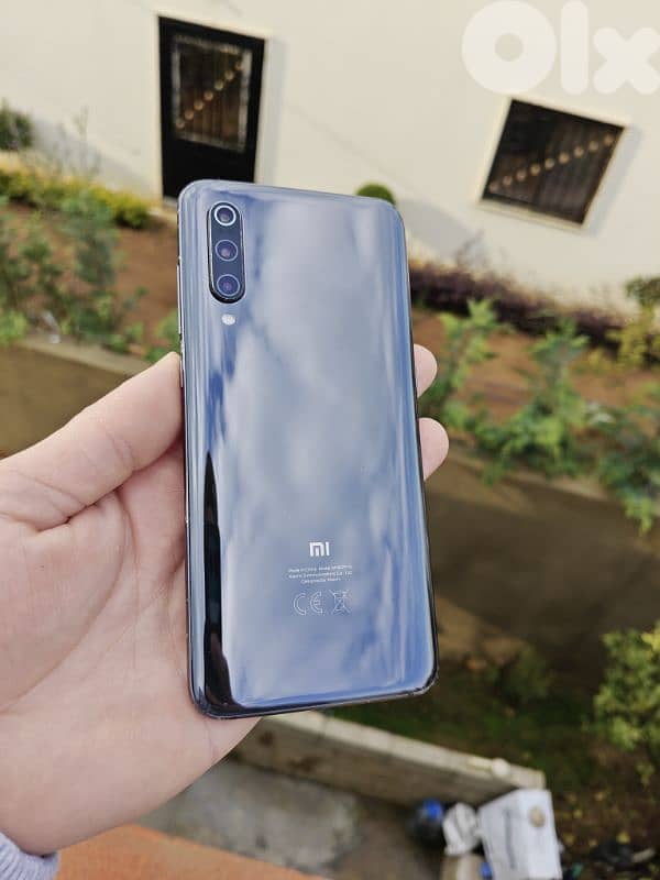 Xiaomi Mi 9 8