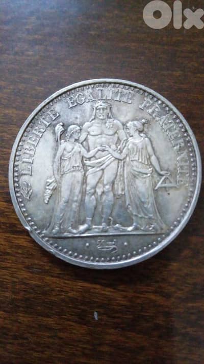 عملة فرنسية فضة سعرها  100$