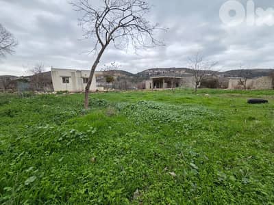 أرض للبيع في جبرايل – موقع هادئ