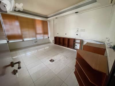 Office for Sale in Bauchriye – 80 sqm مكتب للبيع في البوشرية