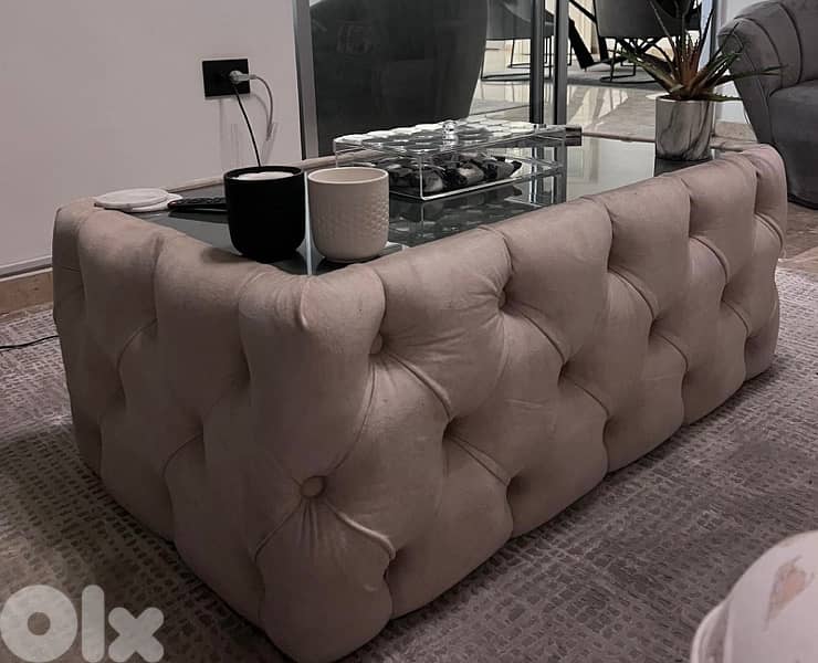 chair + table good conditions like new 1