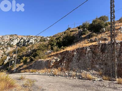 Land for Sale in Zaarour – 740 sqm أرض للبيع في زعرور