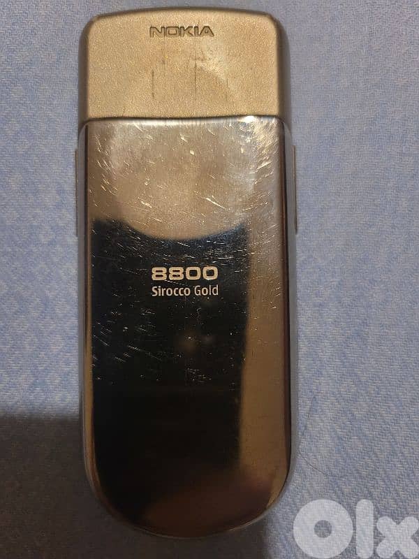 Nokia 8800 Siroco Gold 3