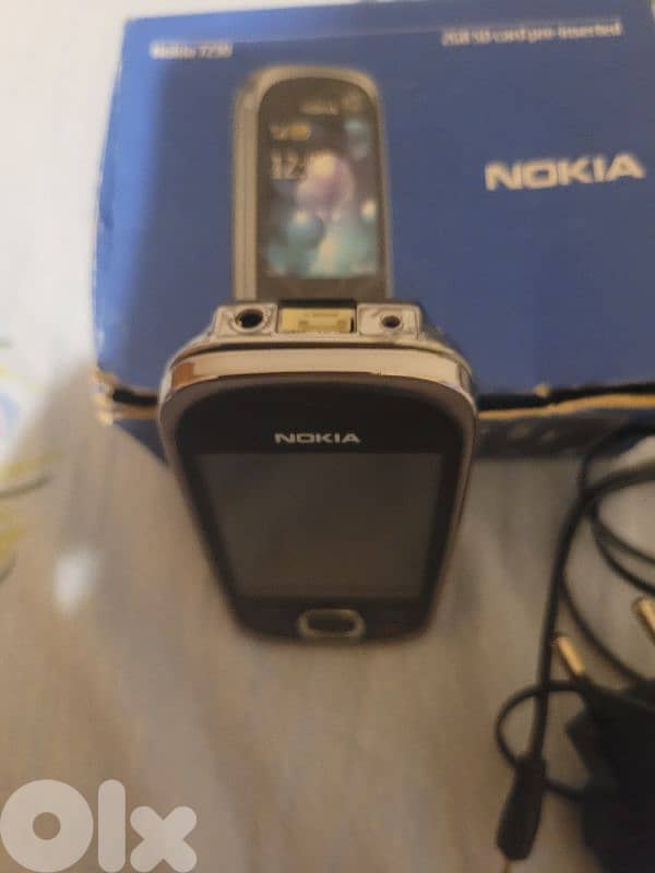 Nokia 7230 7