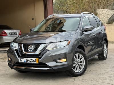Nissan Rogue model 2019 SV 4wd super clean