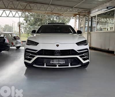 Lamborghini Urus ( 20,000 KM Under Warranty )