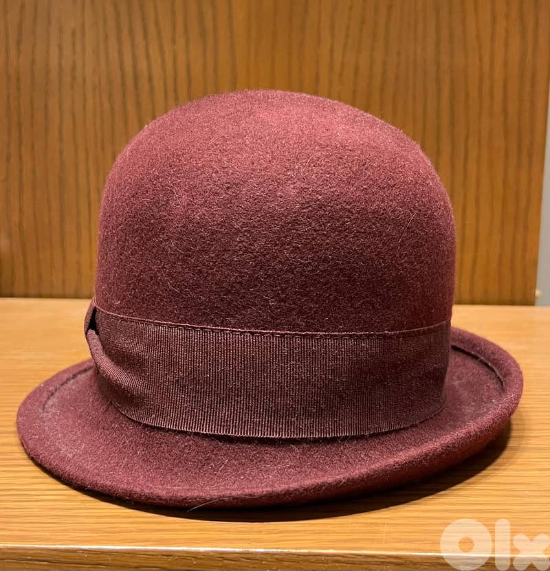 Wine Red Winter Hat Elie Khoubbiyeh 1