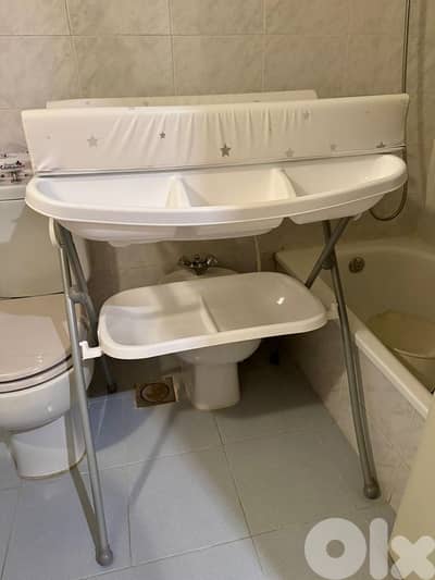 Baby Essentials Bundle – Excellent Condition – 300 USD (All Items)