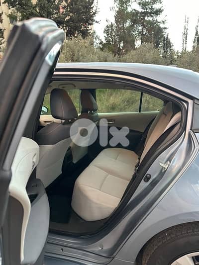 Toyota Corolla 2020 LE