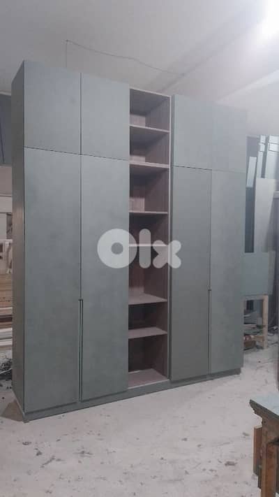 منشرة ومعمل مفروشات