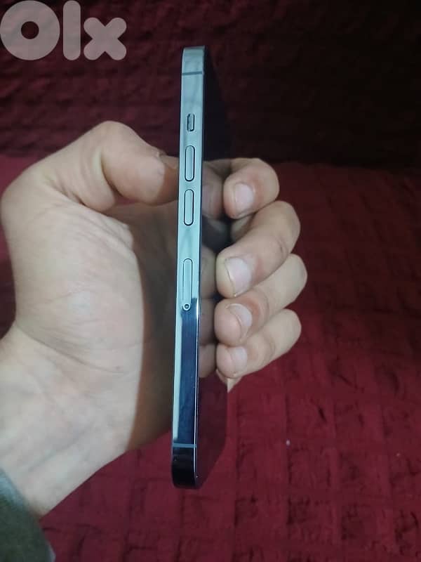 iPhone 13 pro waterproof 2