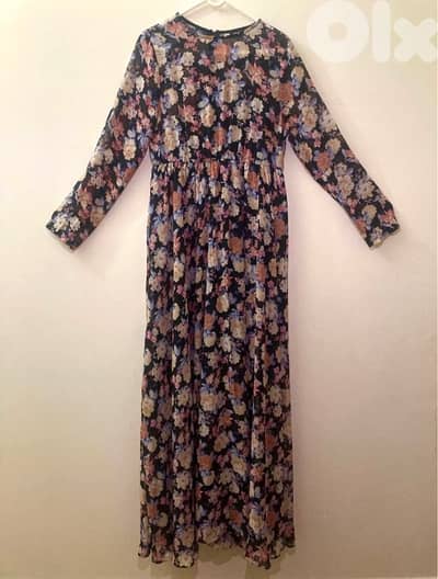 فستان مورّد من SHEIN طويلة – قياس L (40-42) – مستعمل بحالة ممتازة