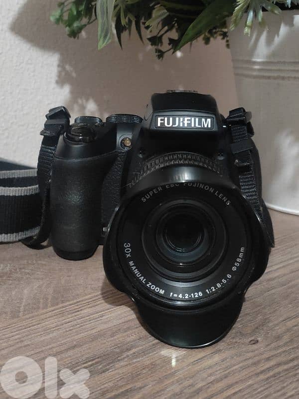 Fujifilm Finepix HS 35 EXR Camera كاميرا 2