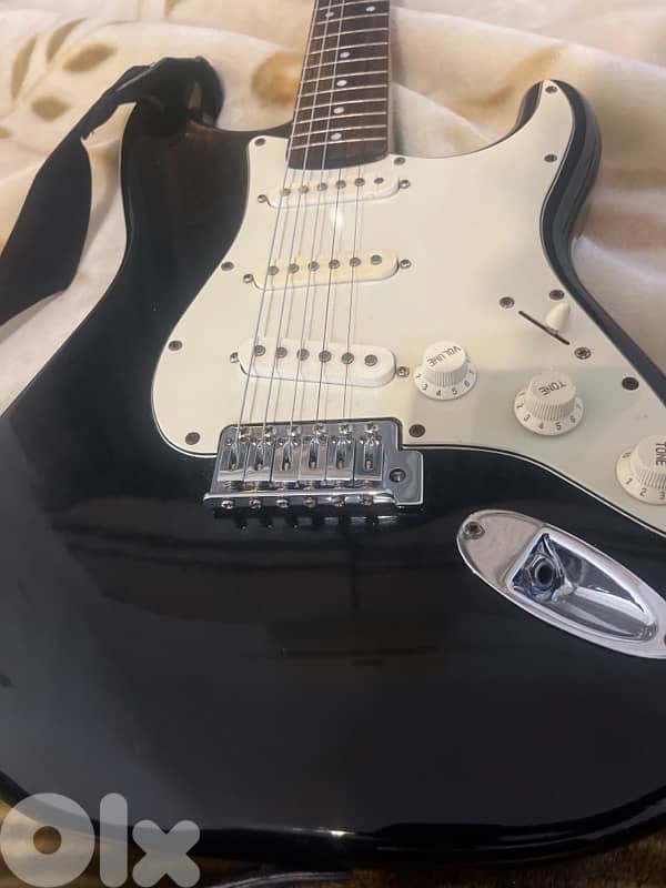 used Stagg S300-BK electric guitar 2