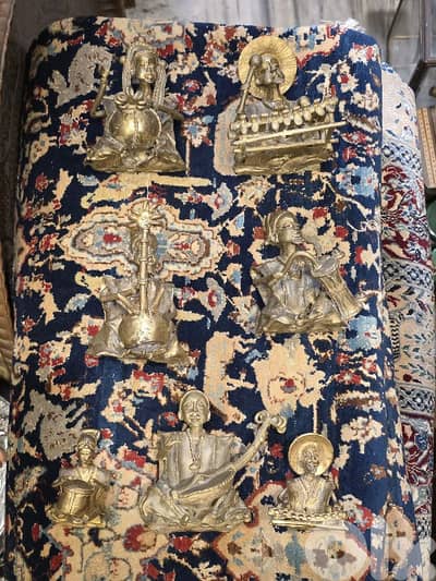 مجموعة تماثيل فنية من البرونز – شخصيات رمزية وموسيقية