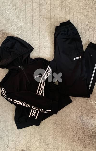 Original Adidas set ( Hoodie and sweatpants)