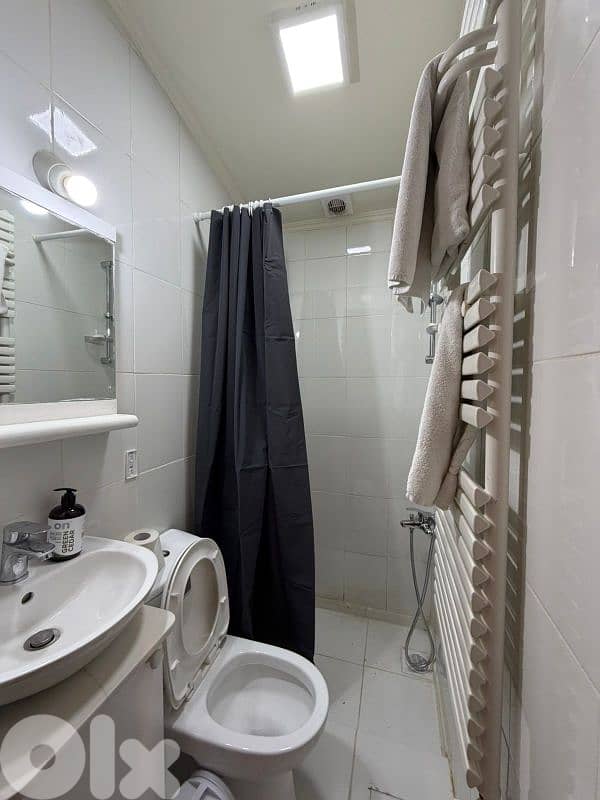 3-Bedroom Chalet in Ouyoun El Simen | Snow Views & Fireplace 9