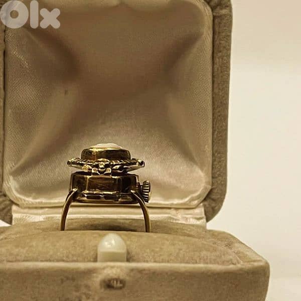 extremely rare gold ring watch from the 1940s 4