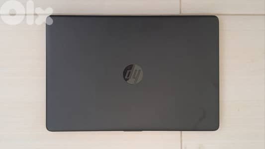 HP 16.9” Laptop – Almost New