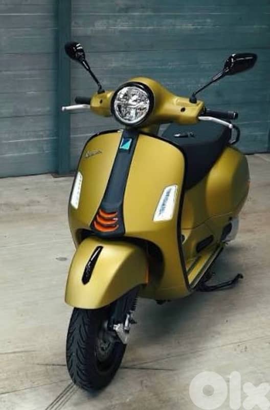 Vespa 300 gts super sport 2