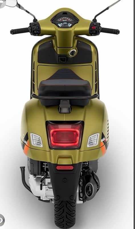 Vespa 300 gts super sport 3