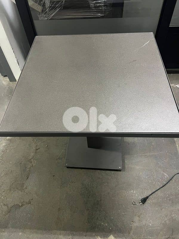 Table and chairs umbrella 1