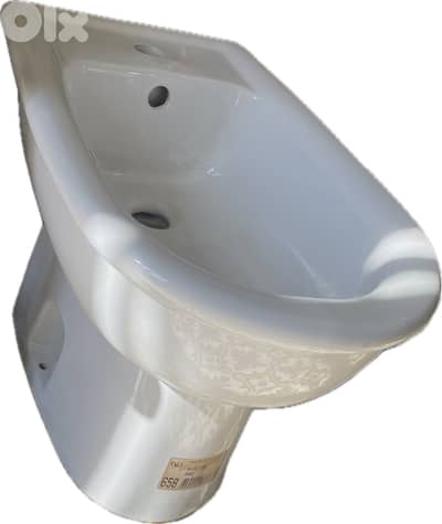 VALADARES Ceramic Bidet