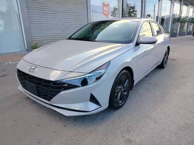 Hyundai Elantra 2022