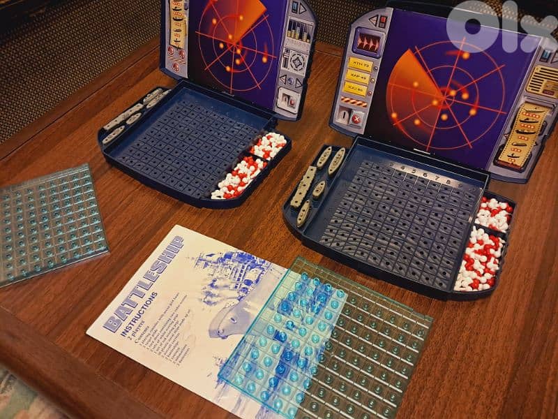 Used Original Hasbro Battleship board game 8