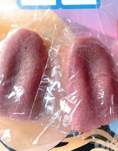 لسان مزيف للمقالب