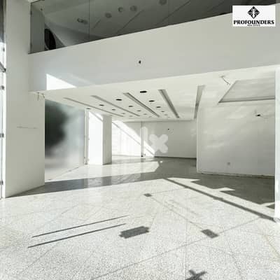 Showroom & Warehouse in Ain El Remmaneh معرض ومستودع  في عين الرمانة