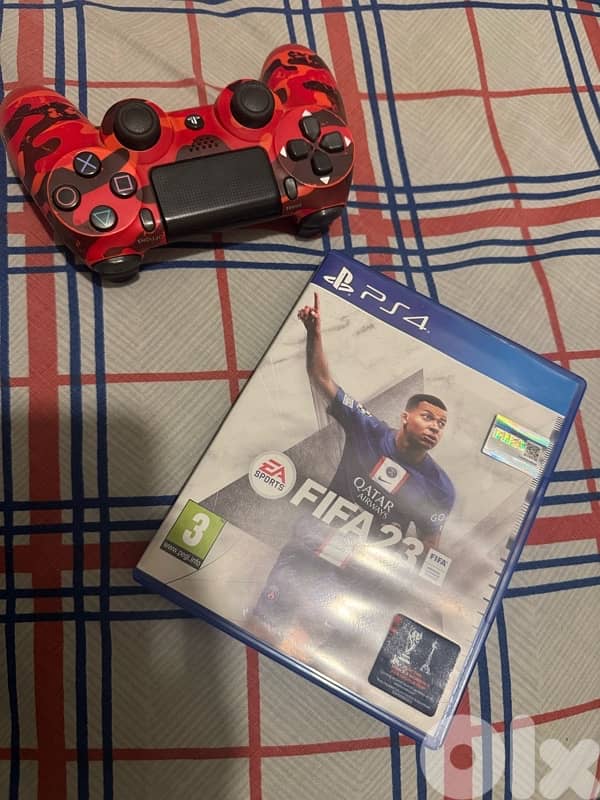 ps4 copy A controller with ps4 cd 1