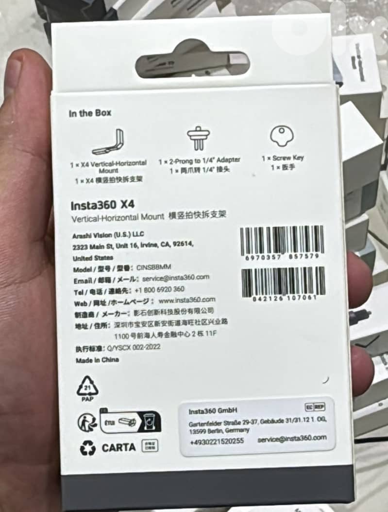 Insta360 vertical-horizontal Mount 1