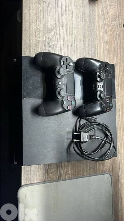 PS4 FAT 1TB + 2CONTROLLERS