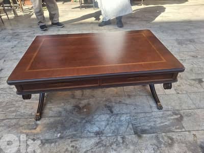 طاولة صالون وسط خشب جوز ريجنسي انجليزي قديم خارقة النظافة