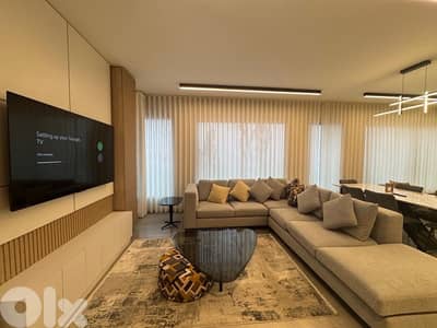 Brand New -High-end apartment - Luxurious Building-Sea View