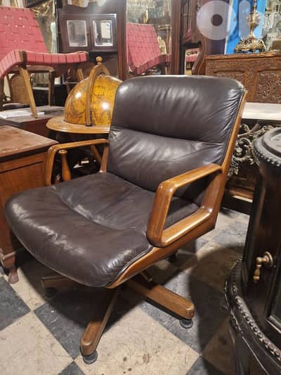 office chair genuine leather Italy