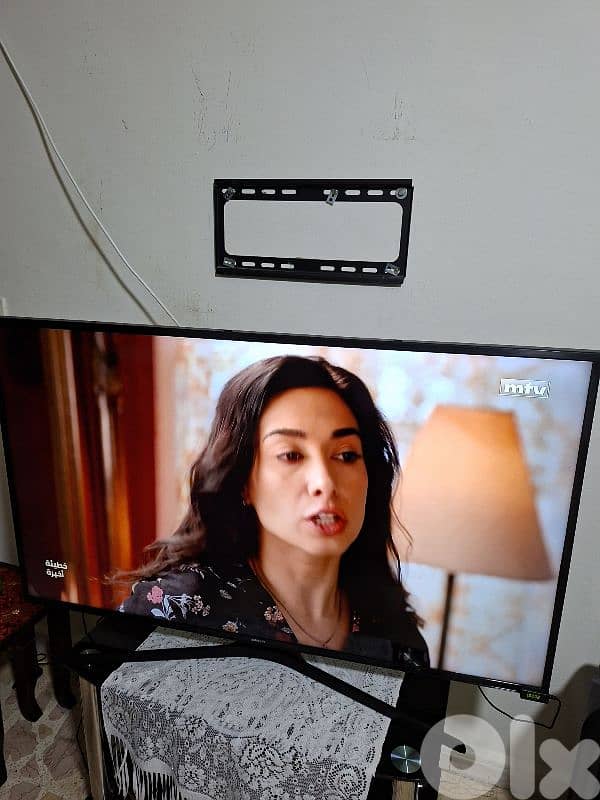 samsung smart 50 inch(like new) 2